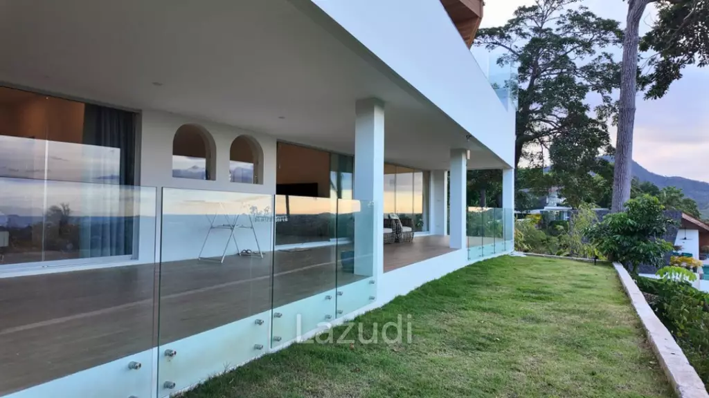 Brand New 4-Bedroom Sea View Villa in Mae Nam