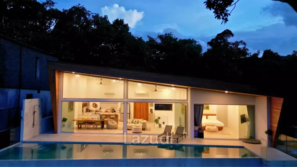 Brand New 4-Bedroom Sea View Villa in Mae Nam
