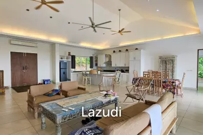 Yamu Phuket Luxury Villa for Sale – 6 Bedrooms, Panoramic Sea Views, Private Pool