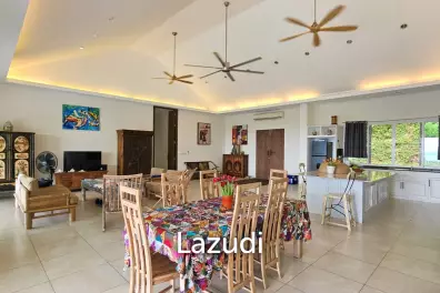 Yamu Phuket Luxury Villa for Sale – 6 Bedrooms, Panoramic Sea Views, Private Pool