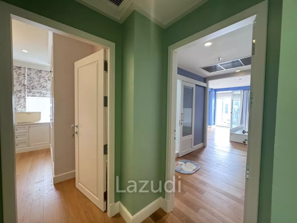 3 Bed 3 Bath  215 SQ.M at Langsuan Ville