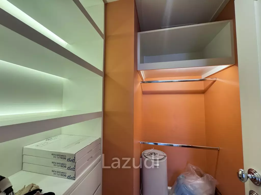 3 Bed 3 Bath  215 SQ.M at Langsuan Ville
