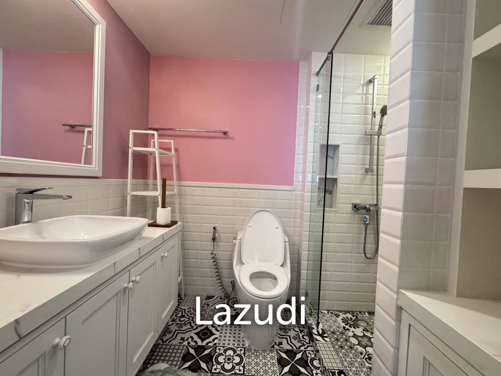 3 Bed 3 Bath  215 SQ.M at Langsuan Ville