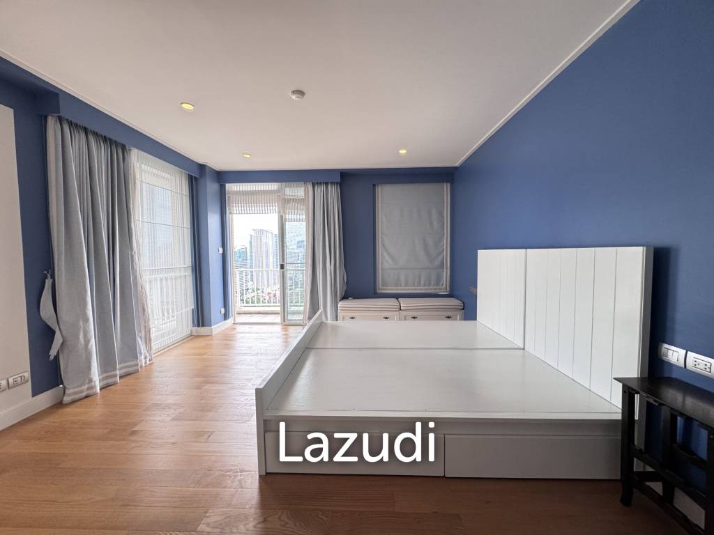 3 Bed 3 Bath  215 SQ.M at Langsuan Ville