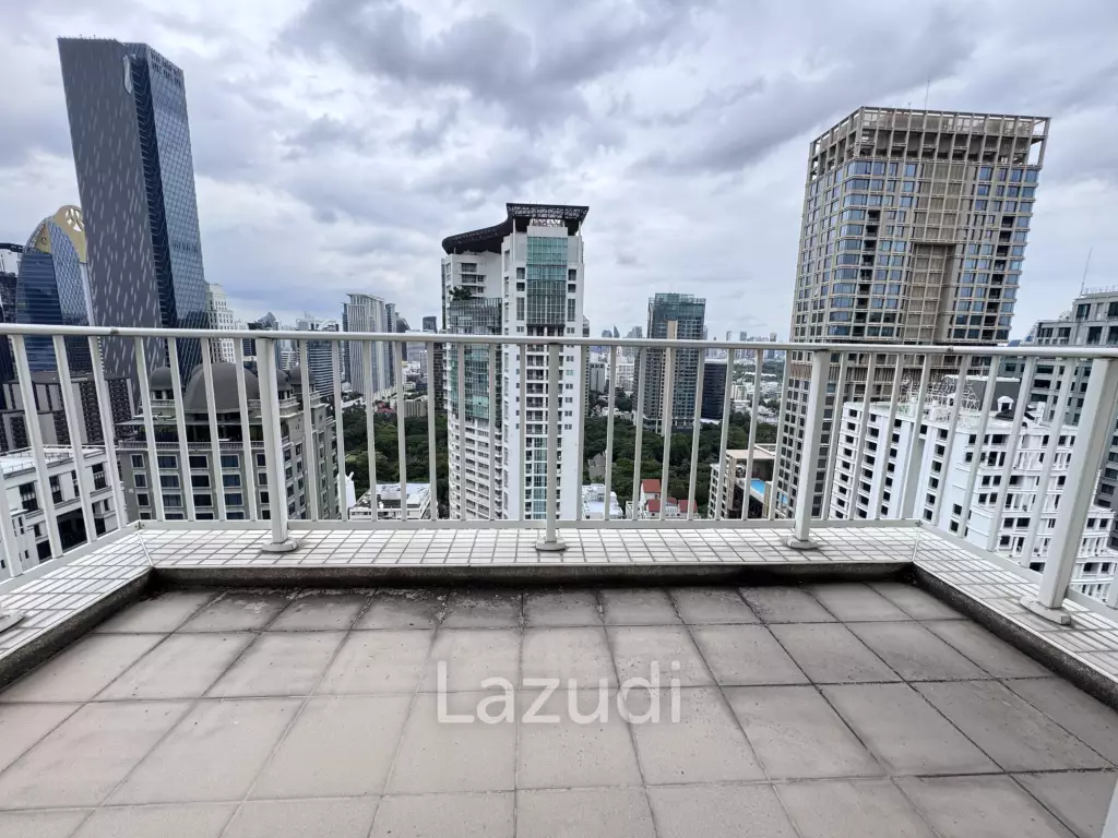 3 Bed 3 Bath  215 SQ.M at Langsuan Ville