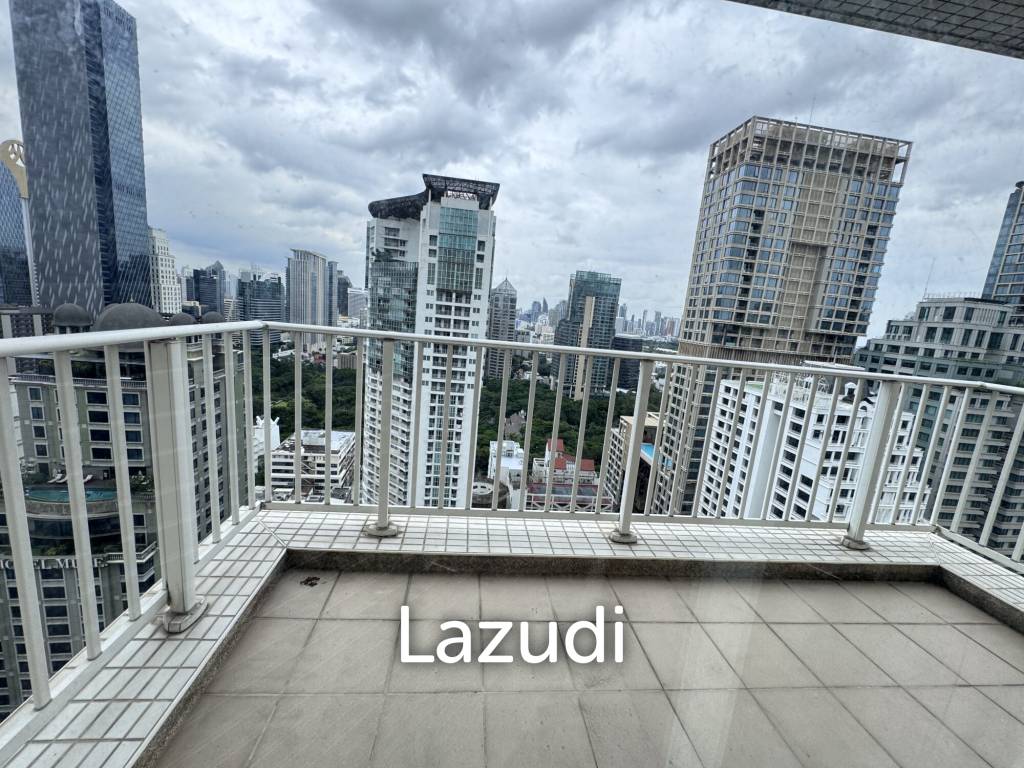3 Bed 3 Bath  215 SQ.M at Langsuan Ville