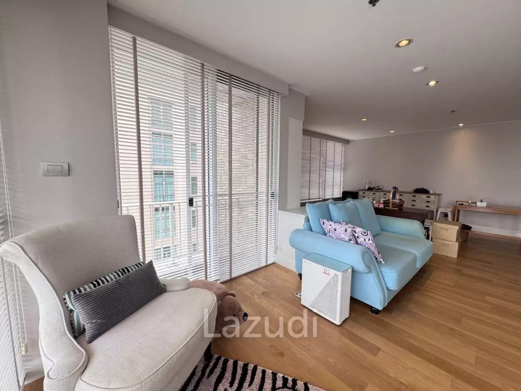 3 Bed 3 Bath  215 SQ.M at Langsuan Ville