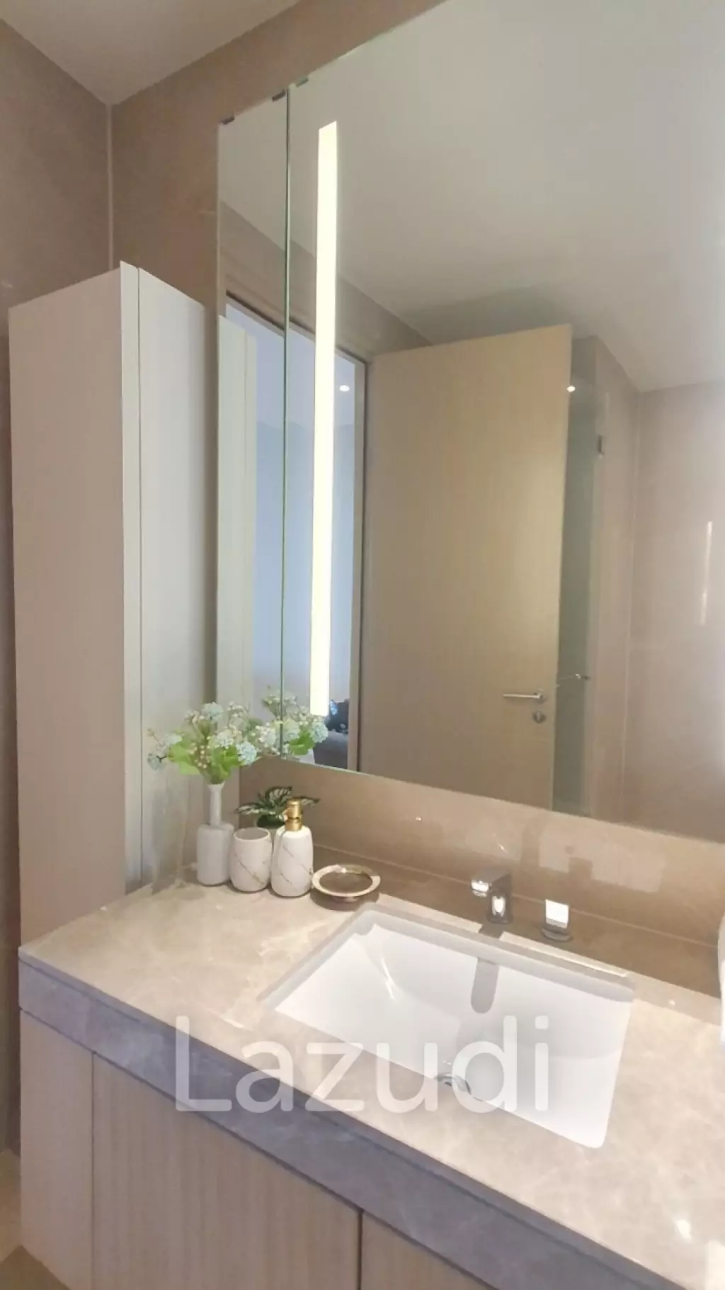 2 Bed 2 Bath 102 SQ.M Magnolias Waterfront Residences