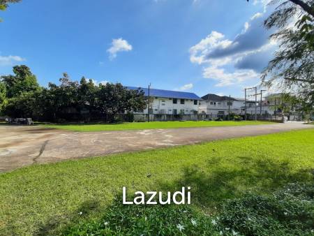 ขายโรงแรมจำนวน 20 ห้องพร้อมบ้าน 1 หลังในตัวเมืองเชียงราย