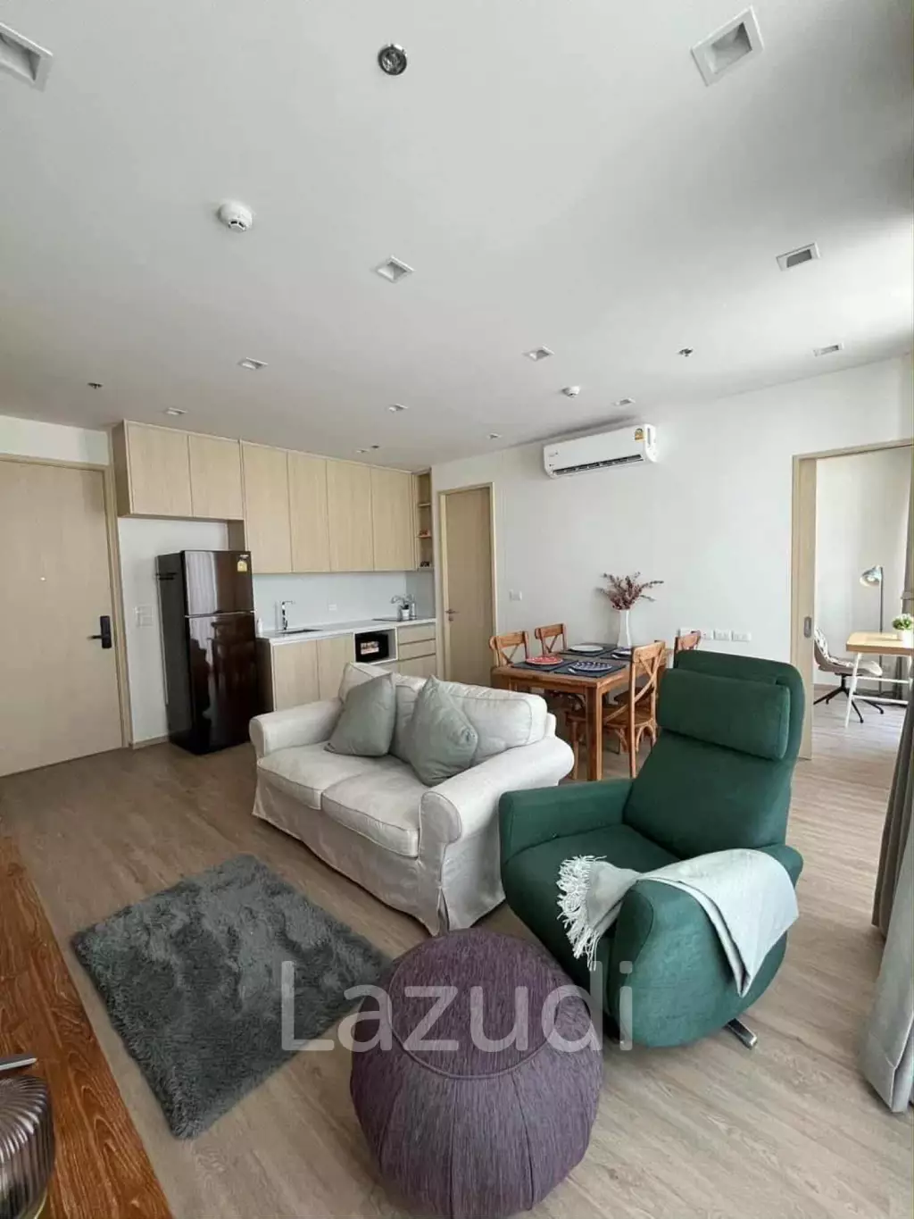 2 Bedrooms 2 Bathrooms 60 SQ.M NOBLE STATE 39