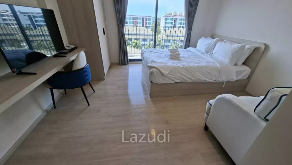 Luxurious Top-Floor Condo at Cabanas Hua Hin