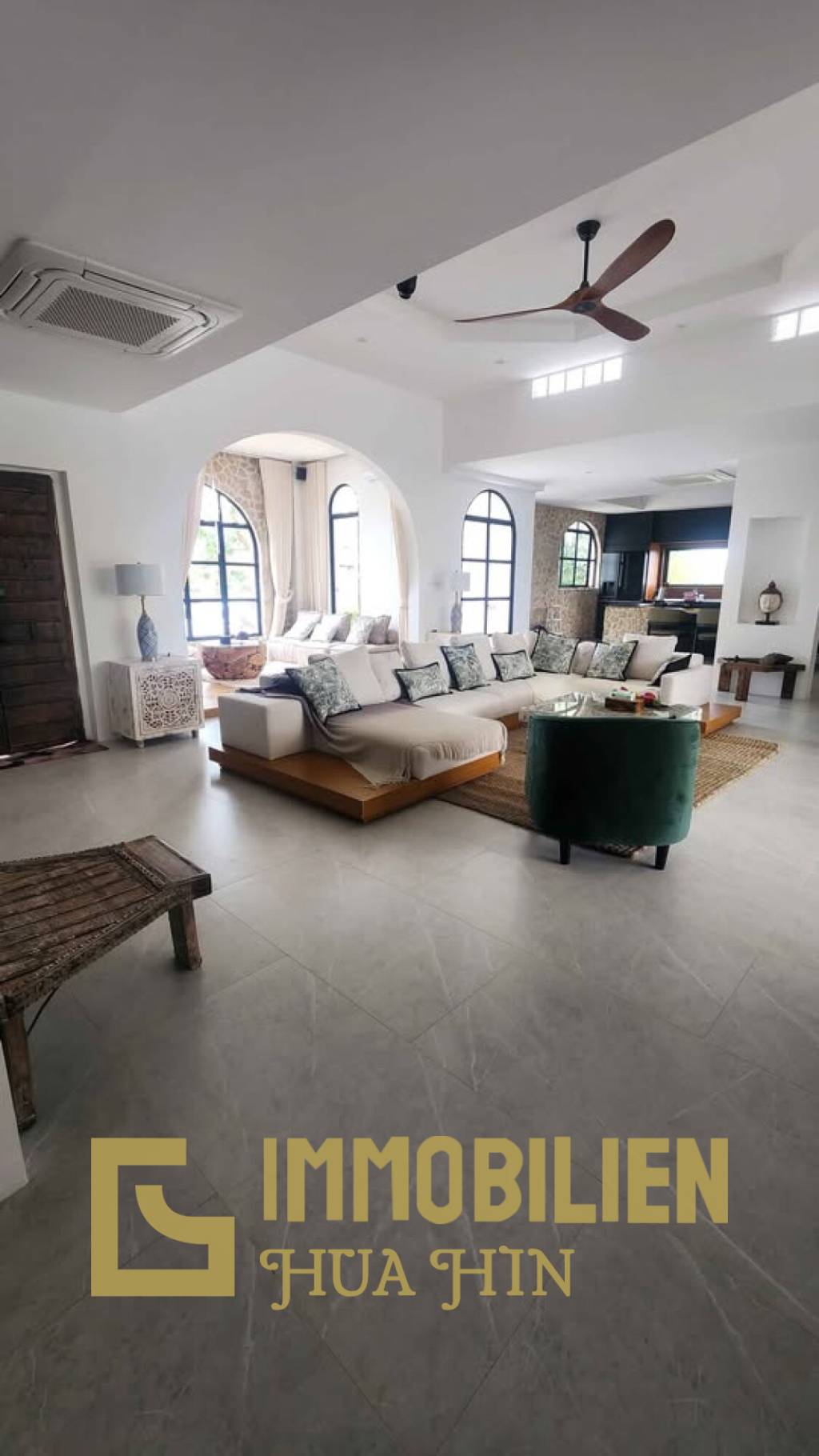 Designervilla / 5 Schlafzimmer / Golfplatz