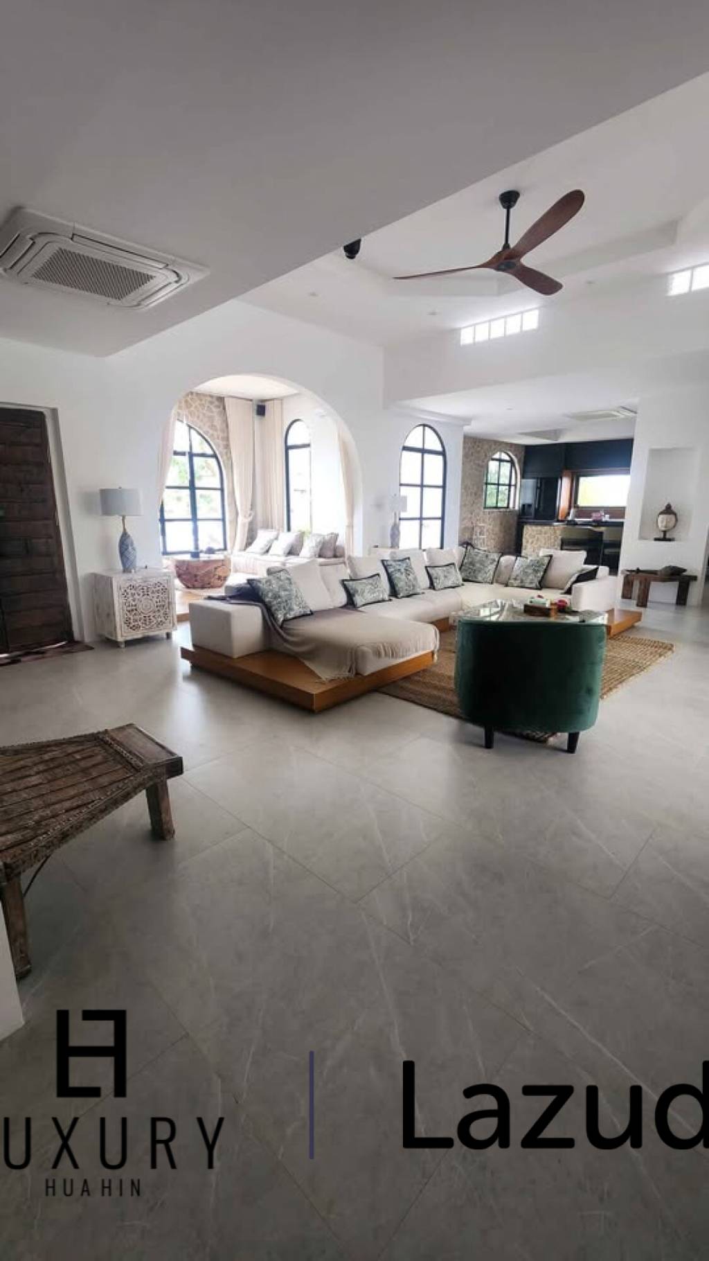 Designervilla / 5 Schlafzimmer / Golfplatz