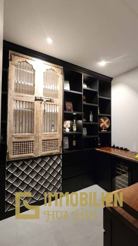 Designervilla / 5 Schlafzimmer / Golfplatz