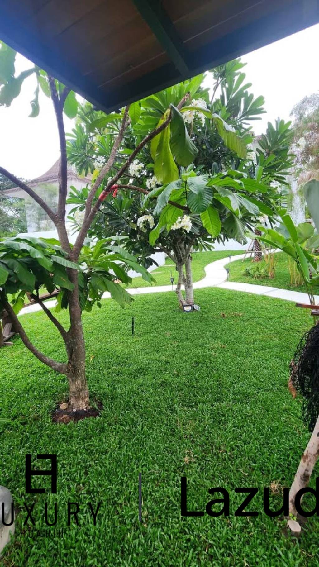 Designervilla / 5 Schlafzimmer / Golfplatz