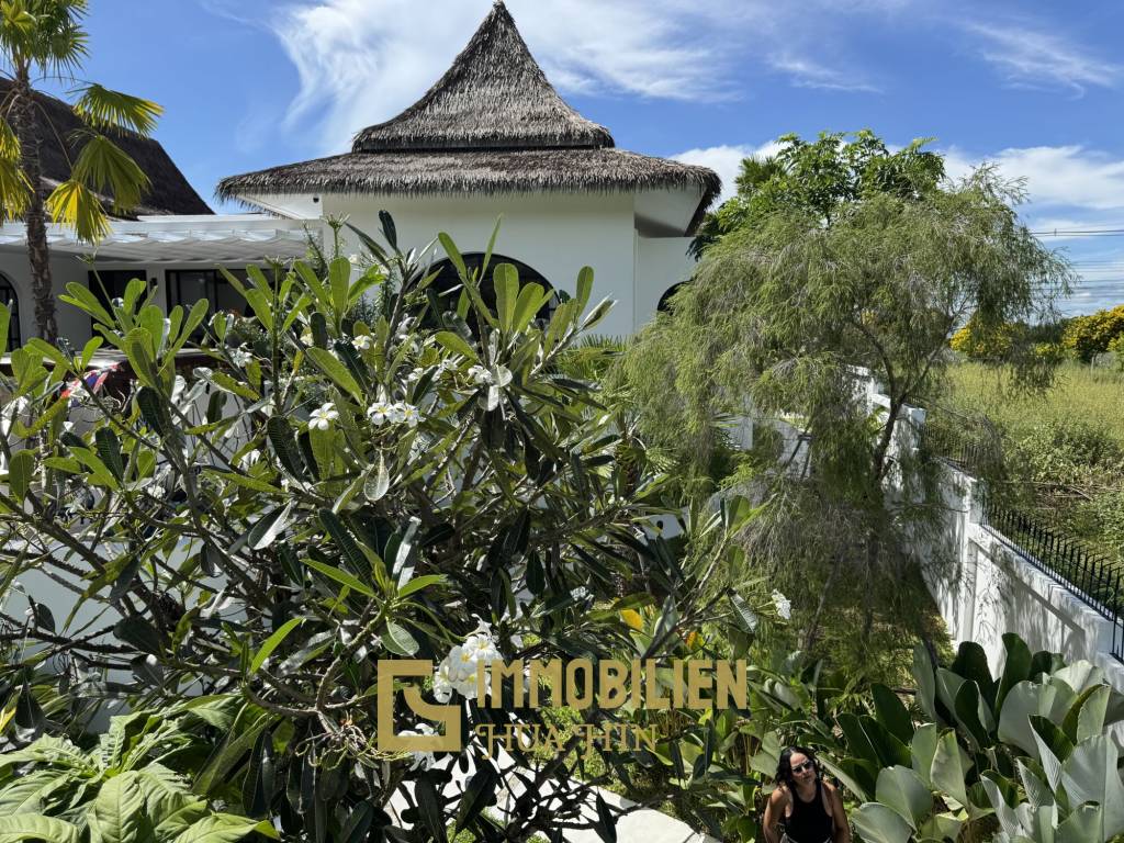 Designervilla / 5 Schlafzimmer / Golfplatz