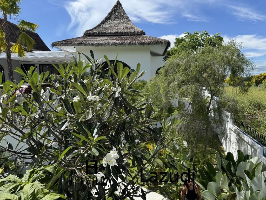 Designervilla / 5 Schlafzimmer / Golfplatz