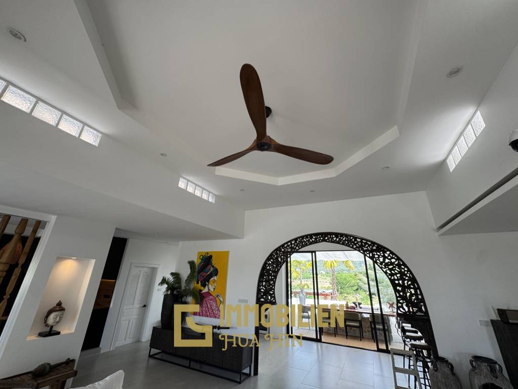 Designervilla / 5 Schlafzimmer / Golfplatz