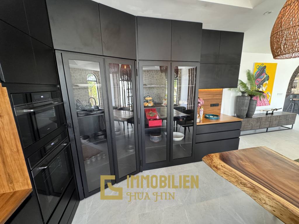 Designervilla / 5 Schlafzimmer / Golfplatz