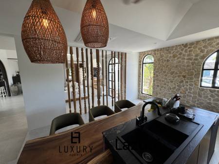 Designervilla / 5 Schlafzimmer / Golfplatz