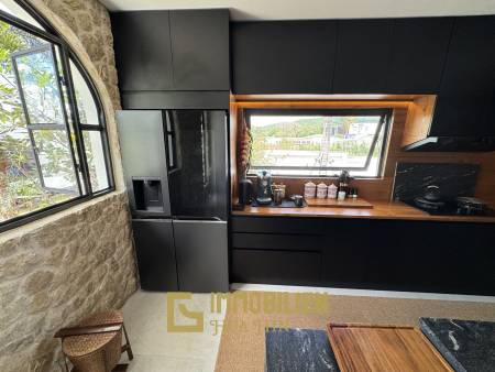 Designervilla / 5 Schlafzimmer / Golfplatz