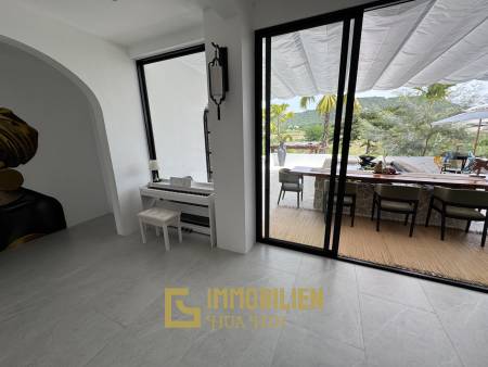 Designervilla / 5 Schlafzimmer / Golfplatz