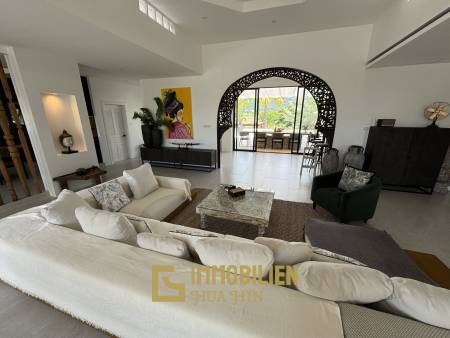 Designervilla / 5 Schlafzimmer / Golfplatz