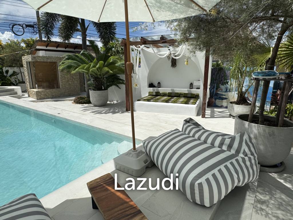 Ultra-Luxury 5-Bedroom Villa: Black Mountain, Saltwater pool