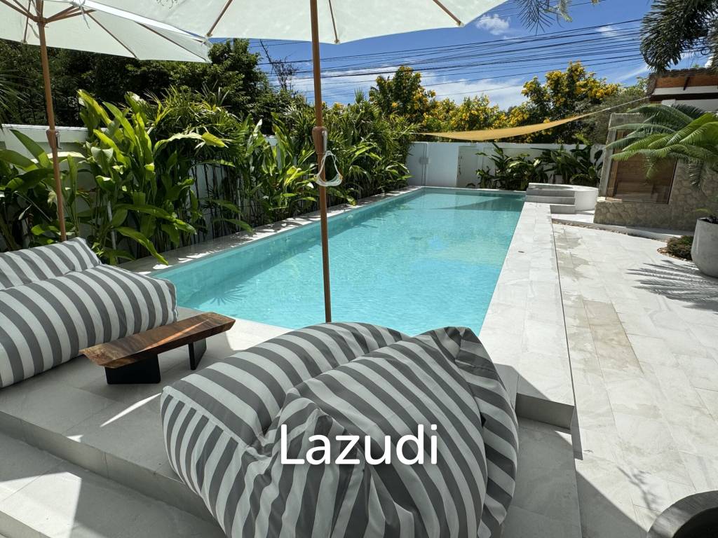 Ultra-Luxury 5-Bedroom Villa: Black Mountain, Saltwater pool