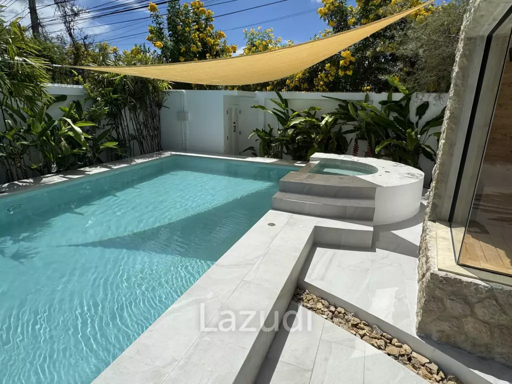 Ultra-Luxury 5-Bedroom Villa: Black Mountain, Saltwater pool