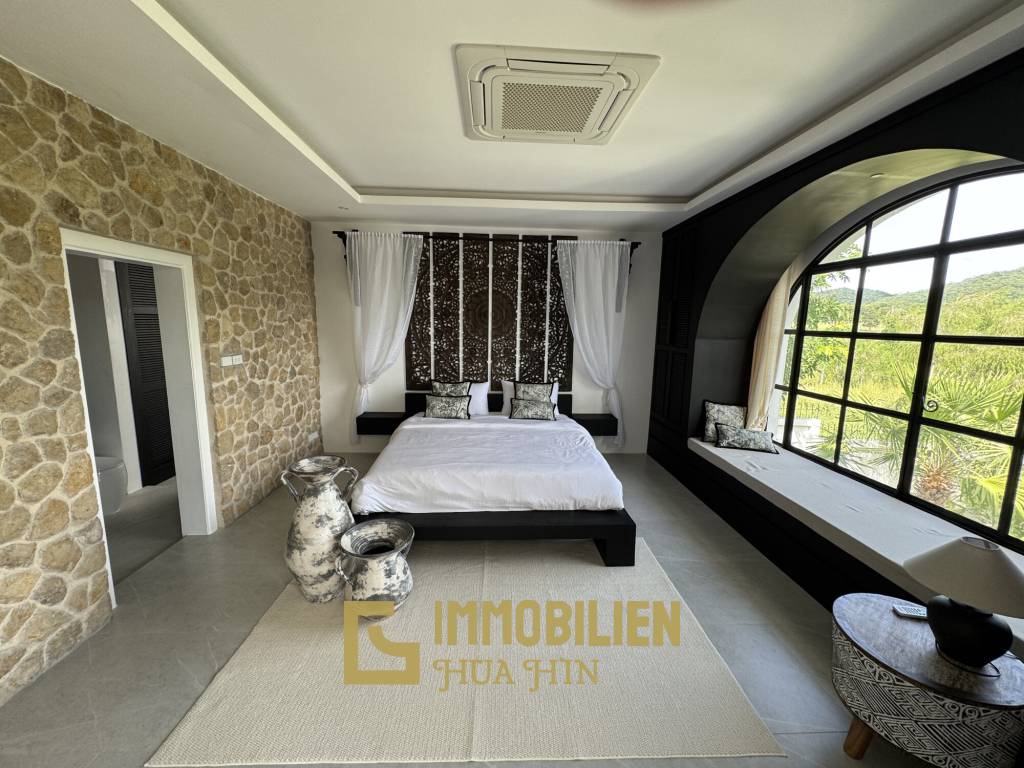 Designervilla / 5 Schlafzimmer / Golfplatz