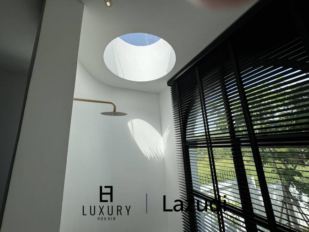 Designervilla / 5 Schlafzimmer / Golfplatz