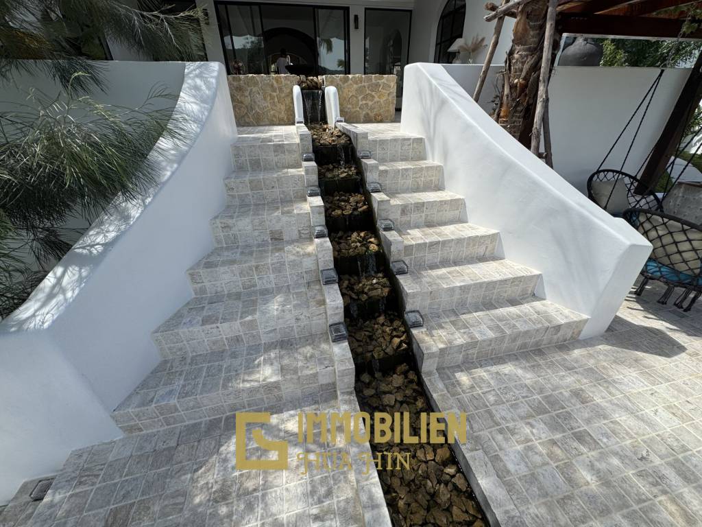 Designervilla / 5 Schlafzimmer / Golfplatz