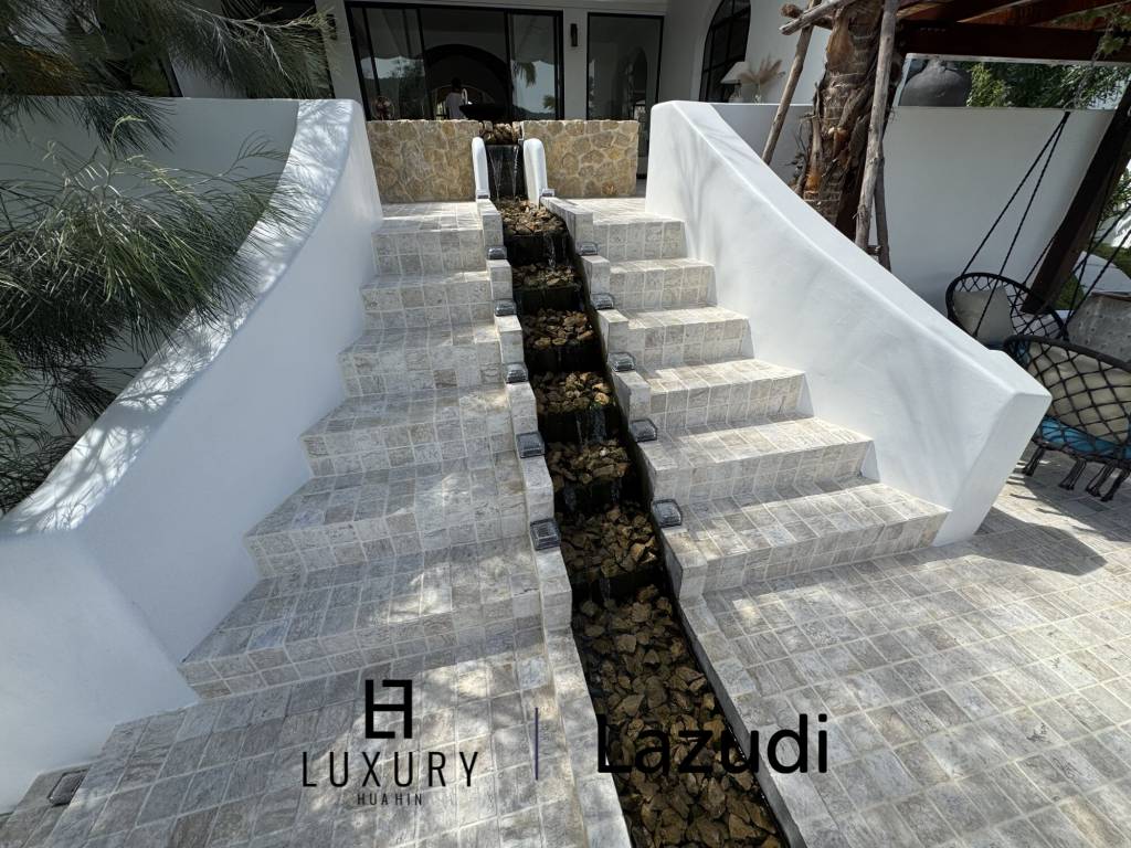 Designervilla / 5 Schlafzimmer / Golfplatz