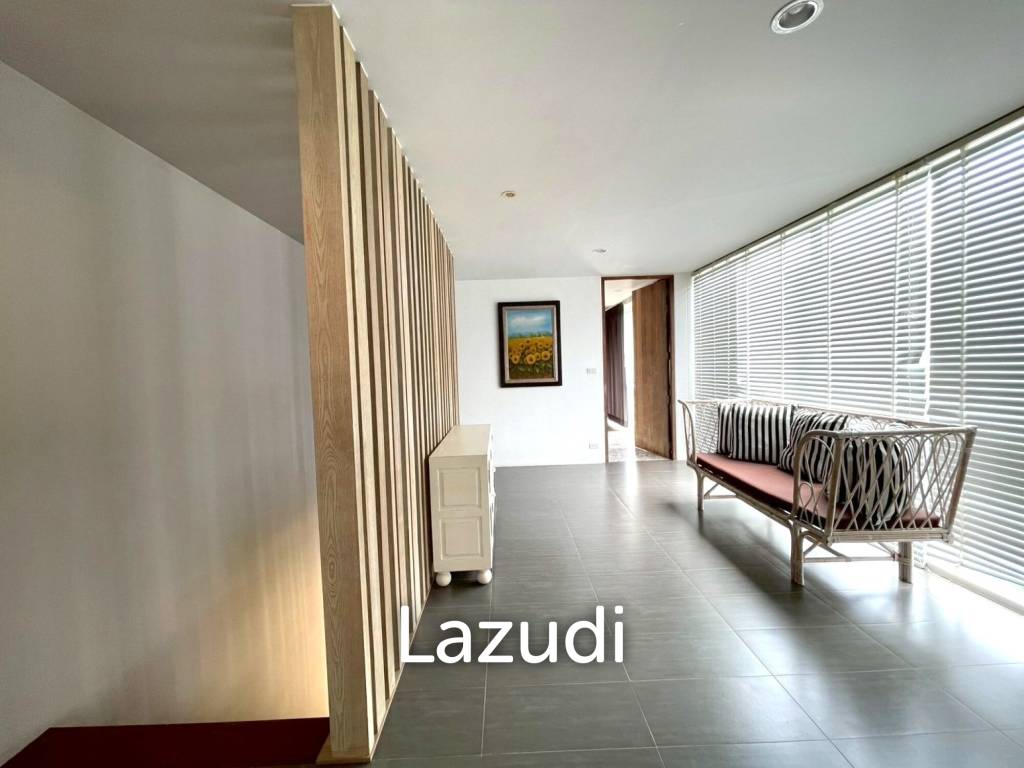 Luxury 4-beds townhouse in Kao Takiab