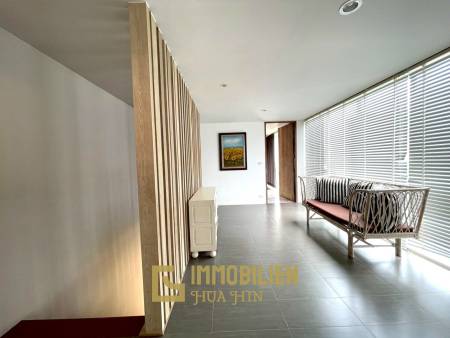 ทาวน์เฮ้าส์หรู 4 ห้องนอน ในเขาตะเกียบ