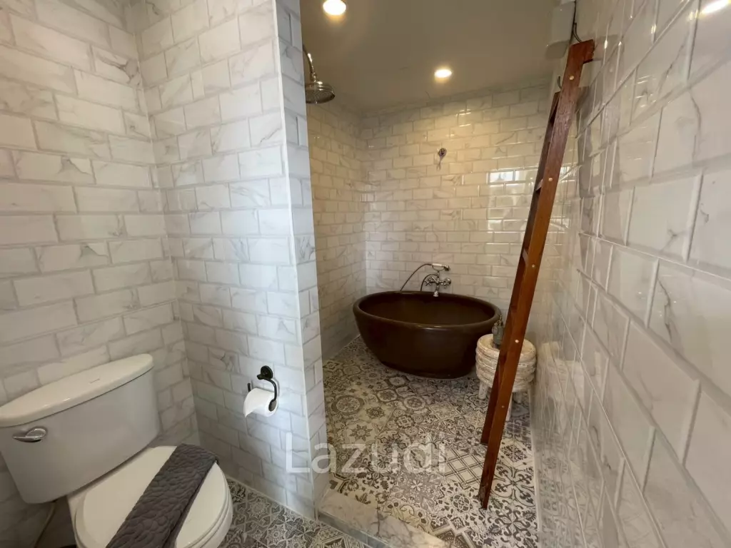 Luxury 4-beds townhouse in Kao Takiab