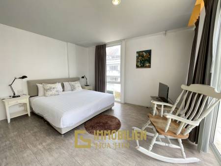 ทาวน์เฮ้าส์หรู 4 ห้องนอน ในเขาตะเกียบ