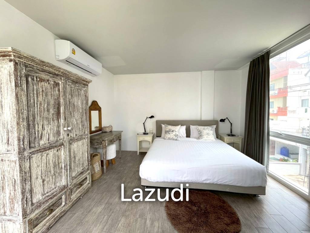 Luxury 4-beds townhouse in Kao Takiab