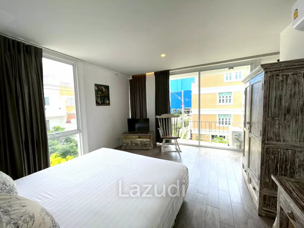 Luxury 4-beds townhouse in Kao Takiab