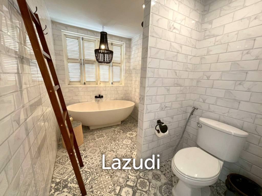Luxury 4-beds townhouse in Kao Takiab