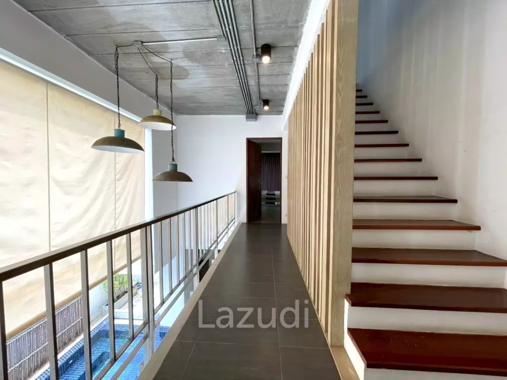 Luxury 4-beds townhouse in Kao Takiab