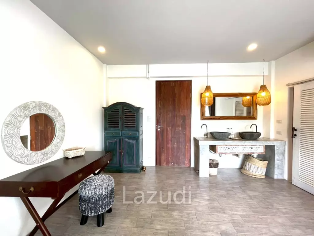 Luxury 4-beds townhouse in Kao Takiab