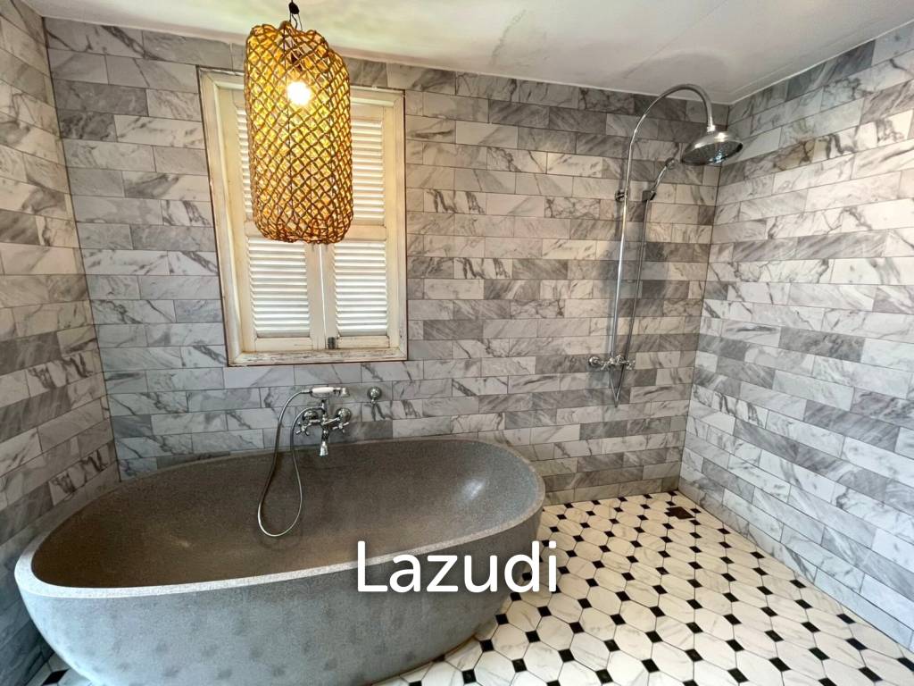 Luxury 4-beds townhouse in Kao Takiab