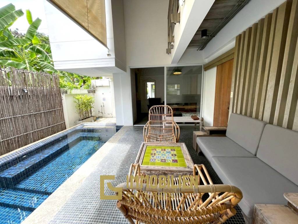 ทาวน์เฮ้าส์หรู 4 ห้องนอน ในเขาตะเกียบ