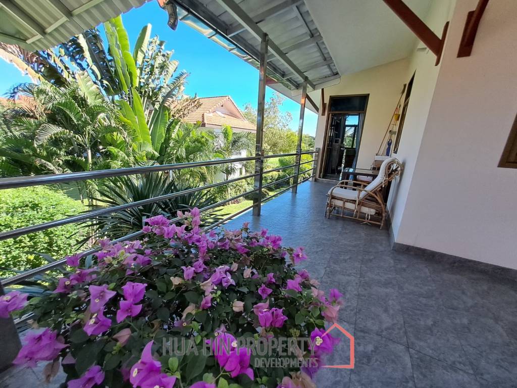Elegant Villa with Pool and Garden On soi 102 in Hua Hin