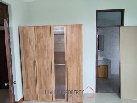 Elegant Villa with Pool and Garden On soi 102 in Hua Hin