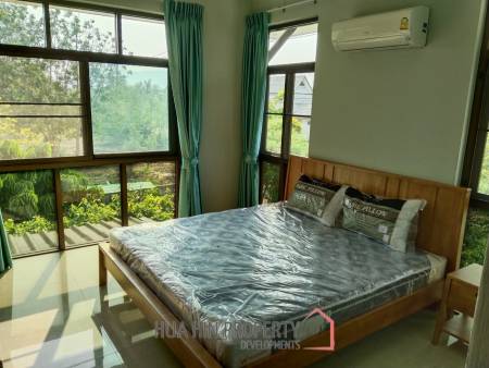 Elegant Villa with Pool and Garden On soi 102 in Hua Hin