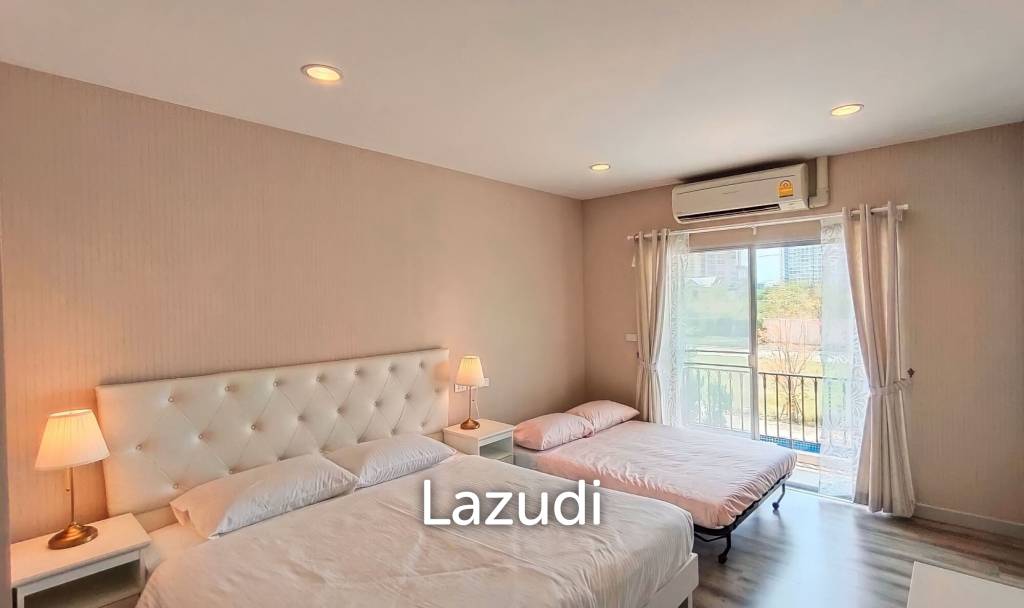 Boulevard Tuscany : Luxury 2 Bedroom Townhouse in , Cha-Am