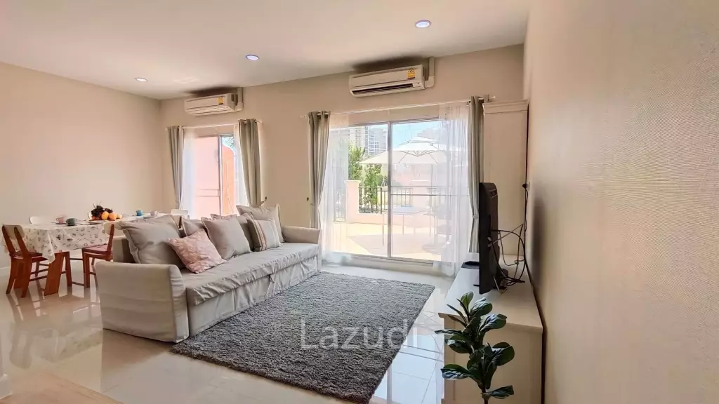 Boulevard Tuscany : Luxury 2 Bedroom Townhouse in , Cha-Am